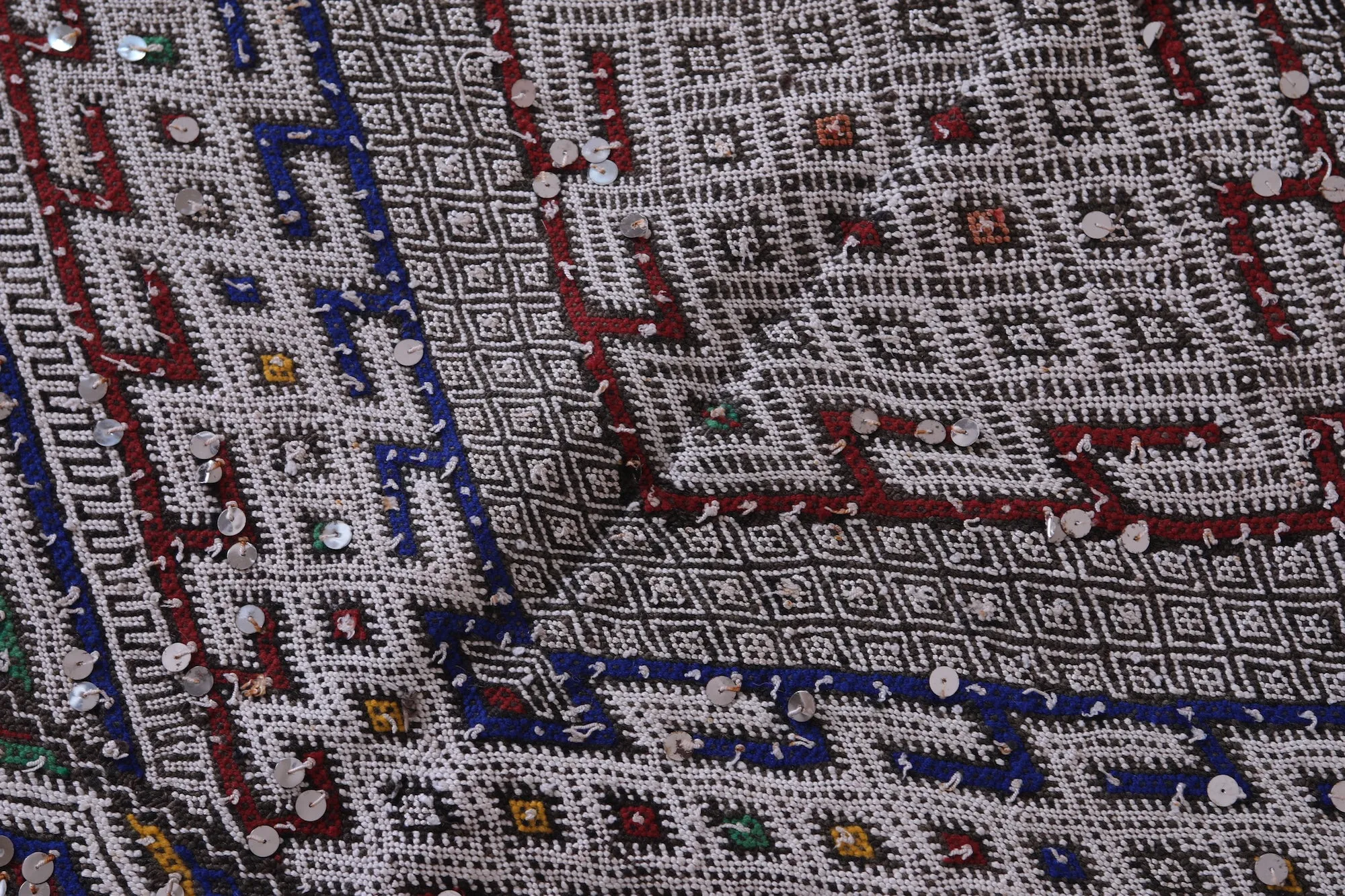Unique Vintage Berber Runner Rug - 4.1x9.9 ft Handwoven Design